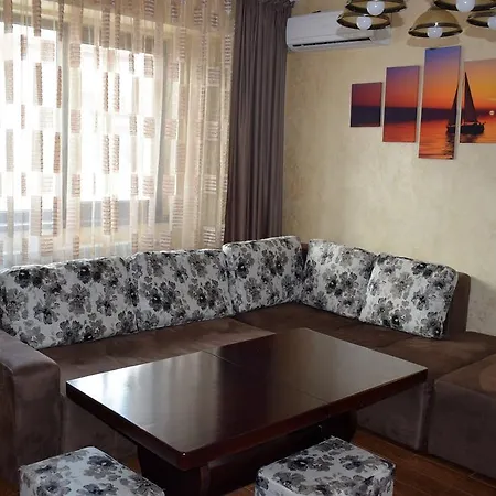 Apartment Ovidius - By The *