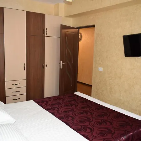 Apartment Ovidius - By The Constanta